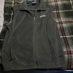 Columbia vest